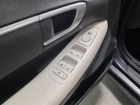 Used 2023 Hyundai Sonata SE FWD image 10