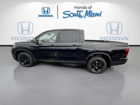 New 2026 Honda Ridgeline Black Edition image 4