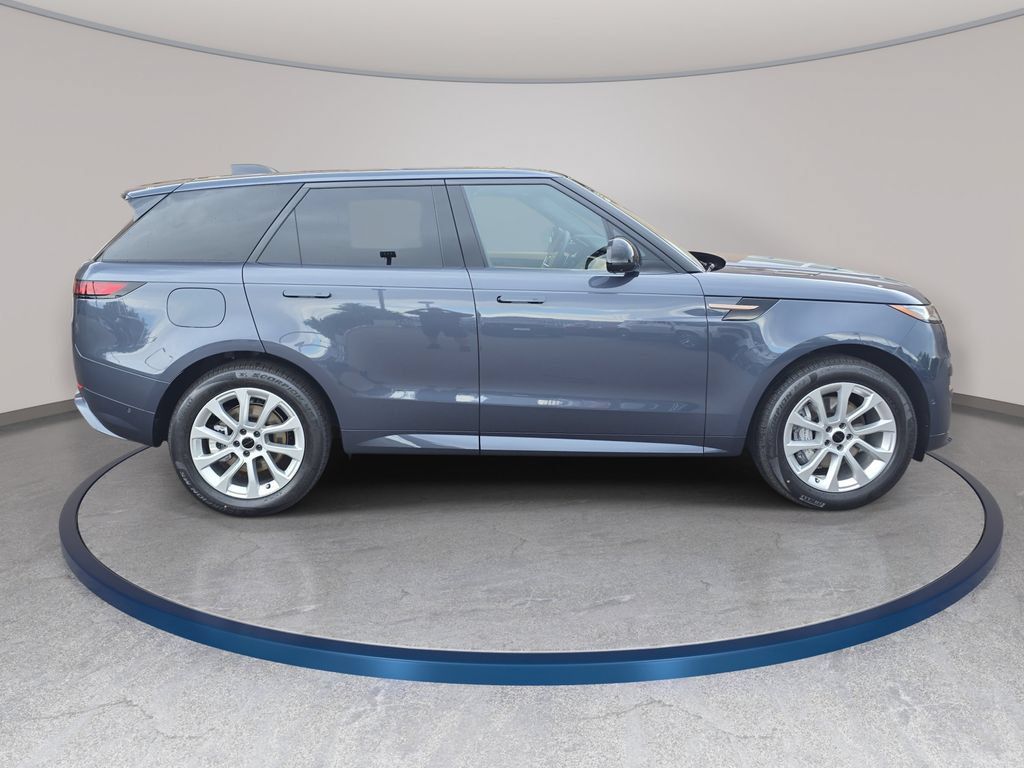 New 2026 Land Rover Range Rover Sport Dynamic SE AWD/4WD image 4