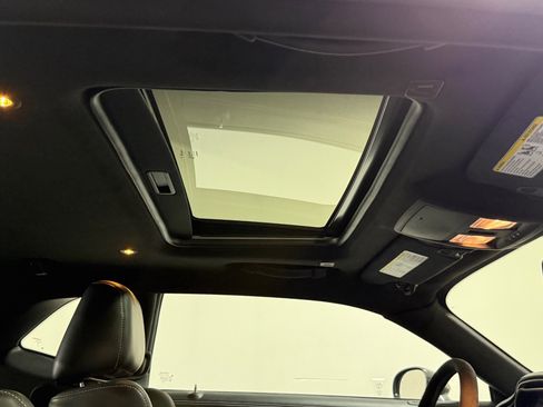 Used 2023 Dodge Challenger SRT Hellcat Redeye image 23