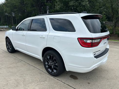 Used 2025 Dodge Durango GT AWD/4WD image 3