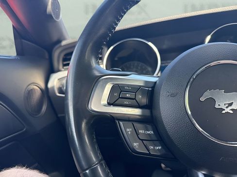 Used 2022 Ford Mustang GT Premium RWD image 13