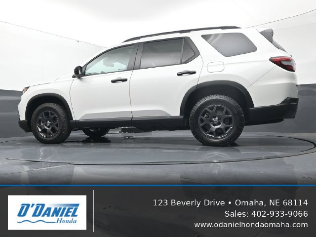 Used 2024 Honda Pilot TrailSport image 10