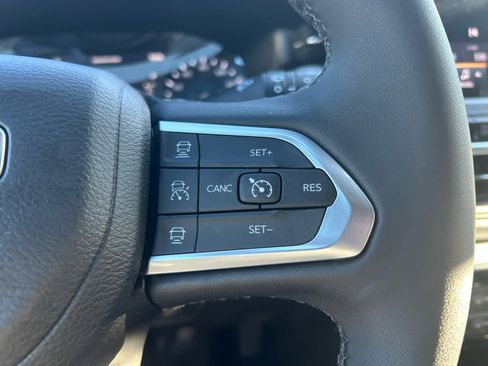 Used 2026 Jeep Compass Limited image 26