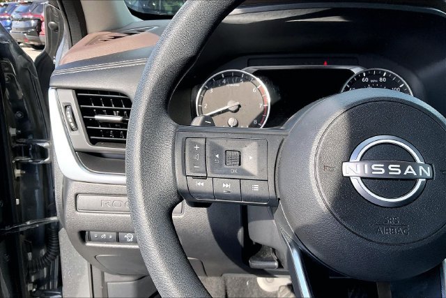 Certified 2023 Nissan Rogue S FWD image 16