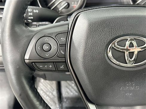 Used 2023 Toyota Camry SE image 22