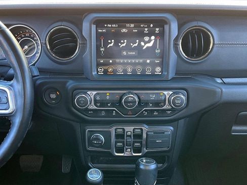 Certified 2021 Jeep Gladiator Overland image 12