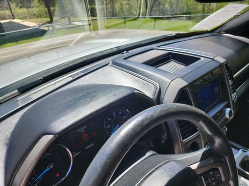 Used 2019 Ford Expedition XLT w/ Equipment Group 202A image 24