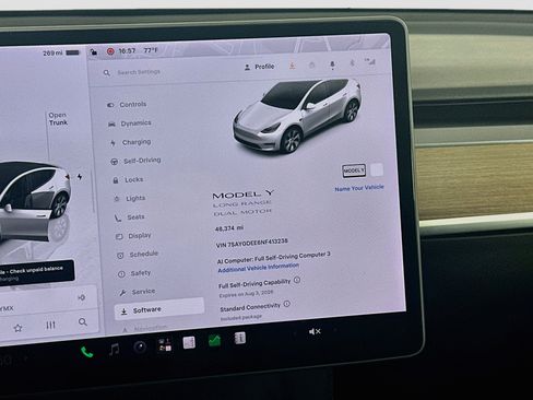 Used 2022 Tesla Model Y Long Range AWD/4WD image 18