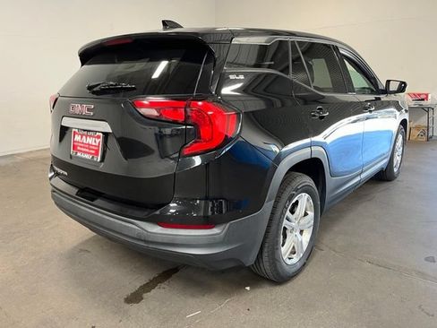 Used 2020 GMC Terrain SLE FWD image 3