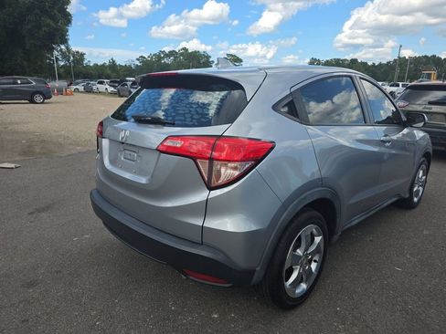 Used 2017 Honda HR-V LX image 6