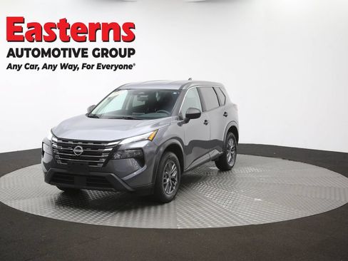 Used 2024 Nissan Rogue S AWD/4WD image 55