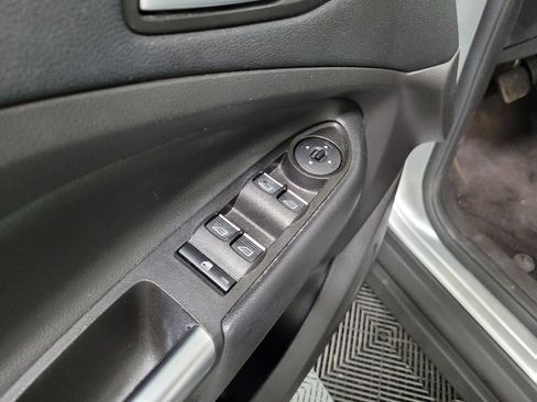 Used 2017 Ford C-MAX SE image 27