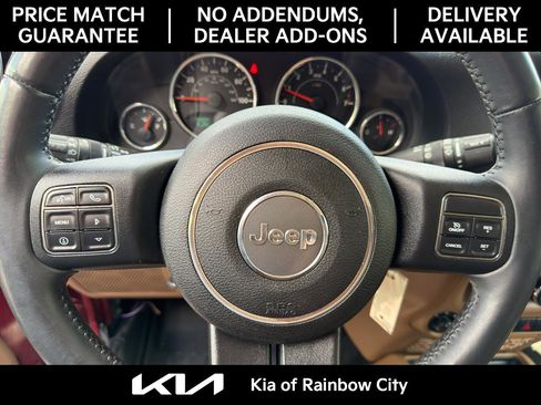 Used 2013 Jeep Wrangler Unlimited Rubicon w/ Connectivity Group image 17