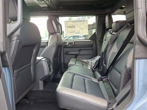 New 2025 Ford Bronco Outer Banks image 6