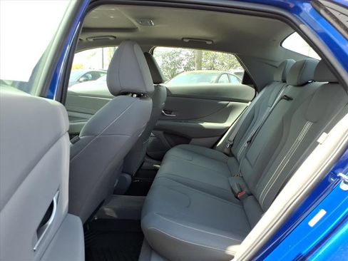 New 2026 Hyundai Elantra SEL Sport image 23