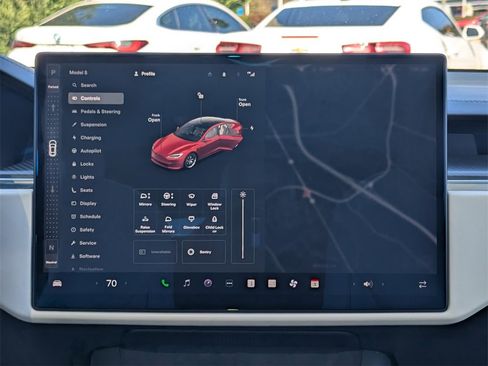 Used 2021 Tesla Model S Plaid image 12