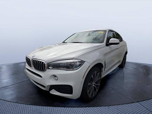 Used 2019 BMW X6 xDrive50i w/ M Sport Package AWD/4WD image 3