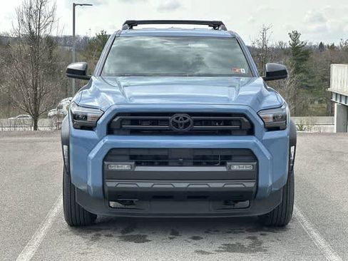 Used 2025 Toyota 4Runner SR5 image 20