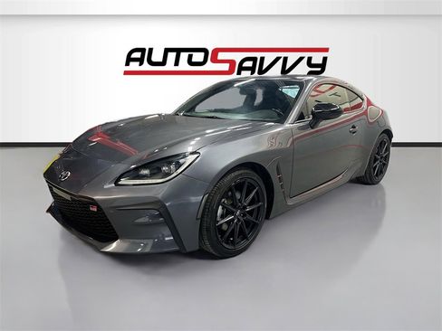 Used 2023 Toyota GR86 Premium image 3