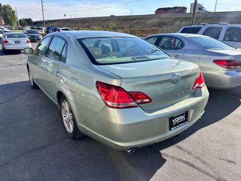 Used 2006 Toyota Avalon Limited FWD image 4
