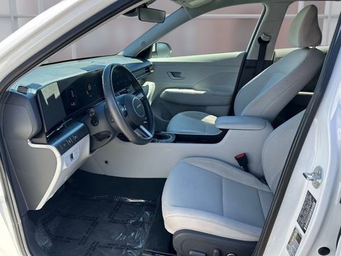 Used 2024 Hyundai Kona SEL AWD/4WD image 11