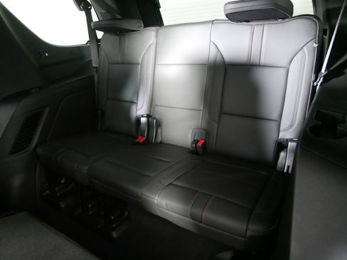 Certified 2022 Chevrolet Tahoe RST w/ Sport Performance Package image 33