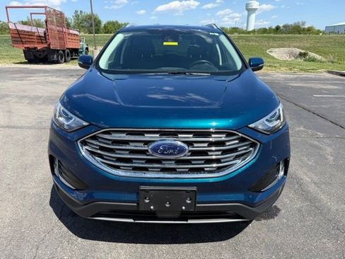 Used 2020 Ford Edge SEL w/ Convenience Package AWD/4WD image 2