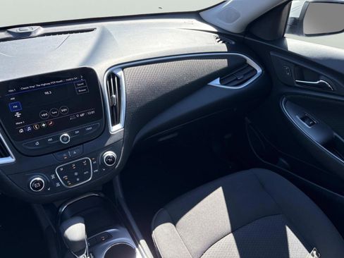 Used 2024 Chevrolet Malibu LT image 13