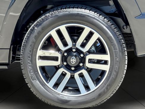 Certified 2024 Toyota 4Runner Limited AWD/4WD image 27