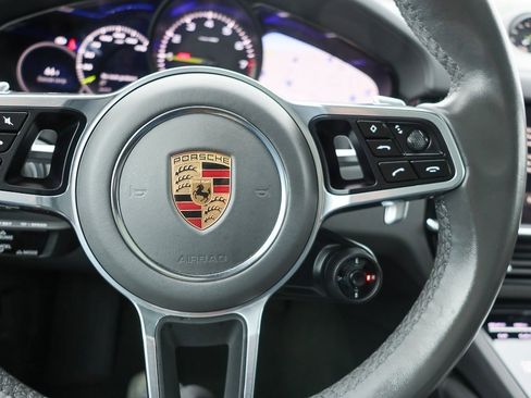 Used 2022 Porsche Cayenne E-Hybrid image 13