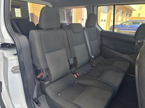 Used 2018 Ford Transit Connect XL image 15