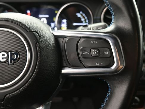 Used 2022 Jeep Wrangler Unlimited Rubicon 4xe image 23