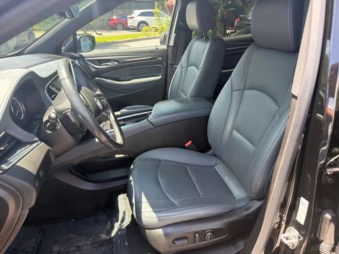 Used 2023 Buick Enclave Essence w/ Experience Buick Package FWD image 10