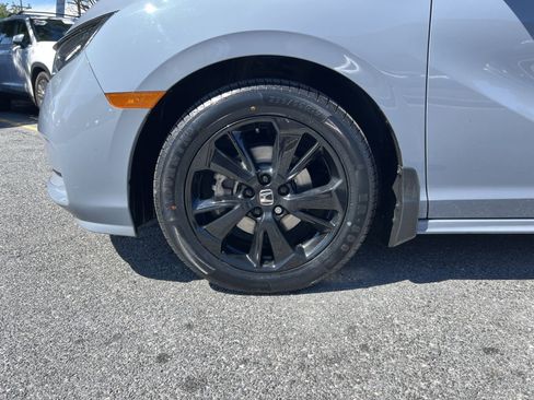 Used 2024 Honda Odyssey Sport image 12