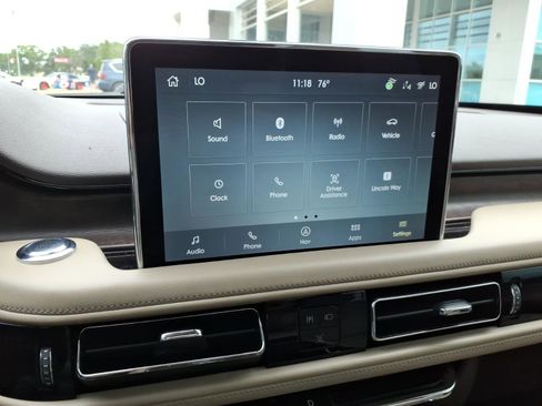 Used 2022 Lincoln Aviator Reserve w/ Equipment Group 201A AWD/4WD image 18