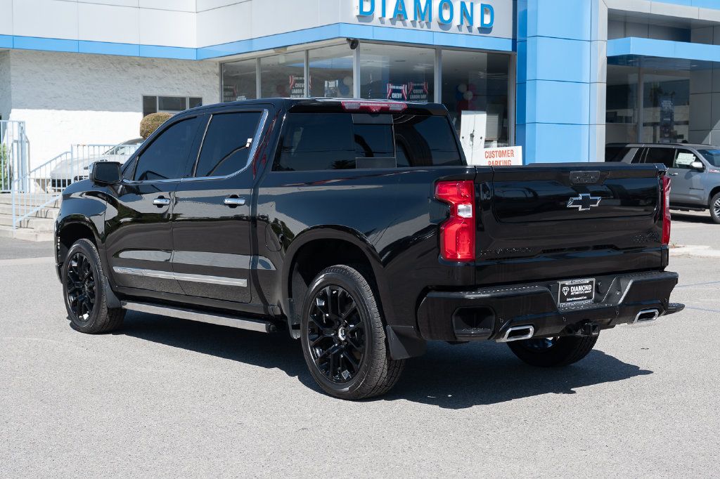 Used 2024 Chevrolet Silverado 1500 High Country RWD image 6