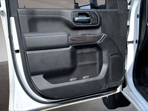 Used 2022 Chevrolet Silverado 2500 LTZ w/ LTZ Plus Package image 21