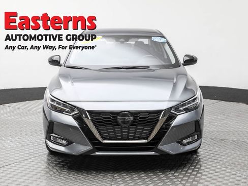 Used 2023 Nissan Sentra SR w/ Trunk Package image 2