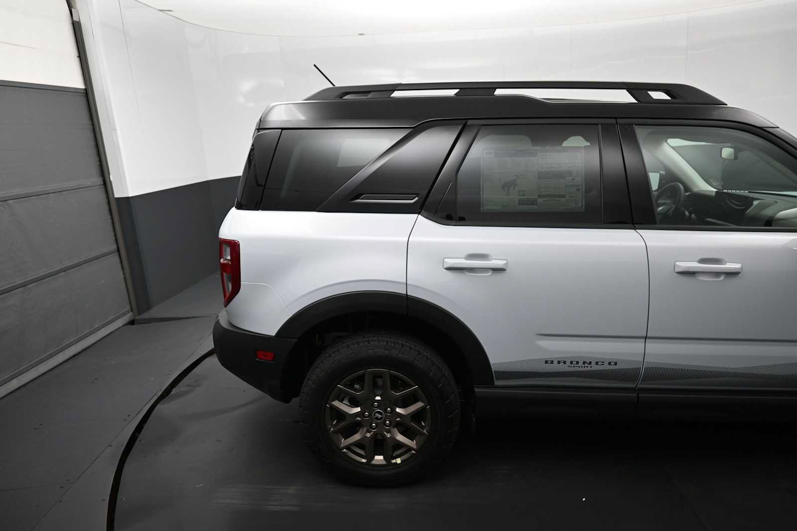 New 2026 Ford Bronco Sport Badlands w/ Bronze Package AWD/4WD image 12