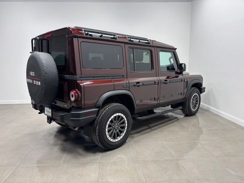 Used 2025 INEOS Grenadier AWD/4WD image 6