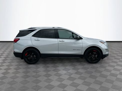 Used 2020 Chevrolet Equinox Premier w/ Premier Redline Edition FWD image 4