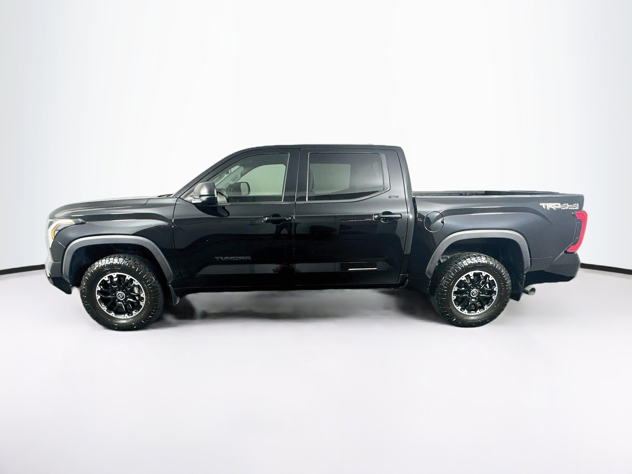 Used 2024 Toyota Tundra SR5 w/ TRD Off-Road Package AWD/4WD image 4