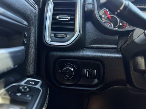 Used 2020 RAM 2500 Laramie AWD/4WD image 19