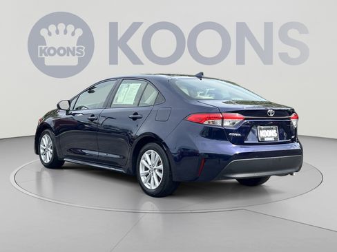Used 2024 Toyota Corolla LE FWD image 7