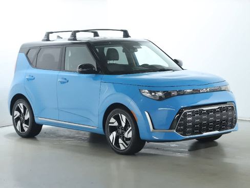 Used 2023 Kia Soul GT-Line FWD image 9