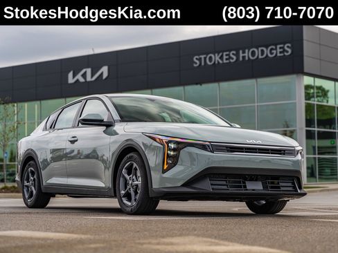 New 2026 Kia K4 FWD image 1