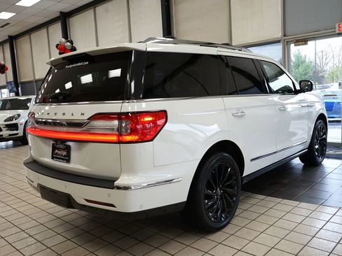 Used 2020 Lincoln Navigator Black Label w/ Cargo Convenience Package image 19