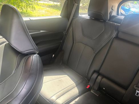 Used 2026 INFINITI QX60 Luxe FWD image 44