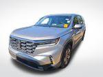 Used 2025 Honda Pilot EX-L image 3
